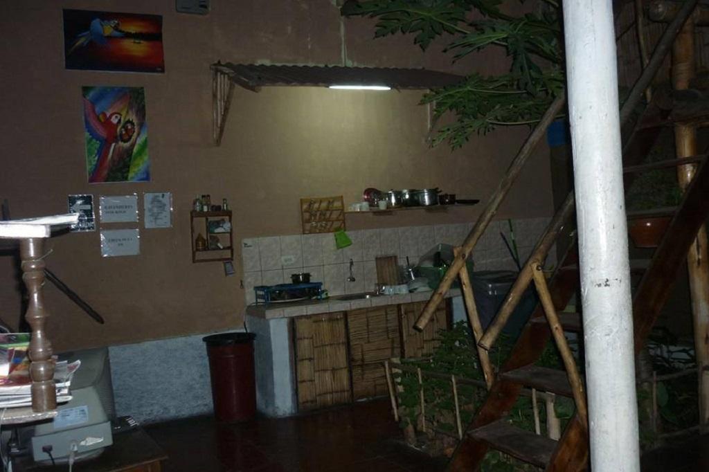 特鲁希略 El Mochilero旅舍 外观 照片